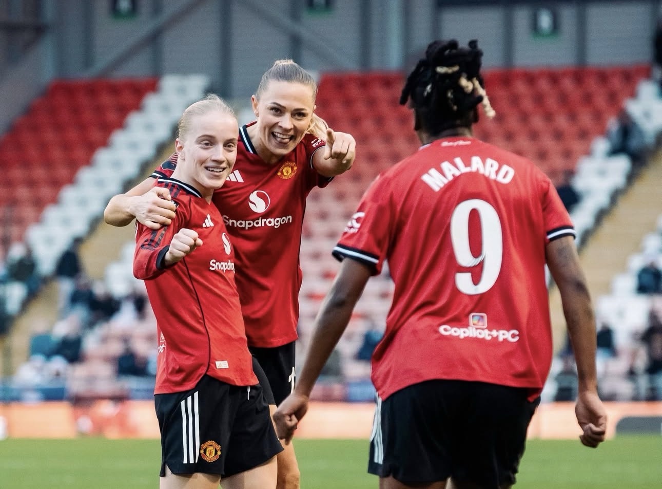 Man United head into the semi-finals of the Subway Women’s League Cup after defeating Spurs